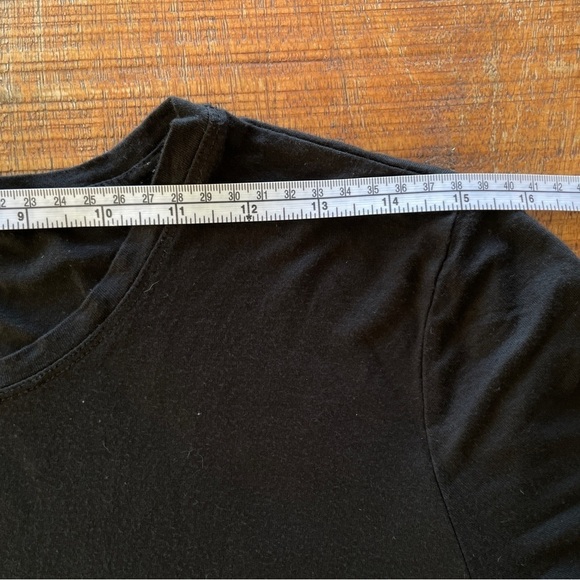 ARITZIA Babaton Everyday T-shirt Black Women's Large - Picture 7 of 10